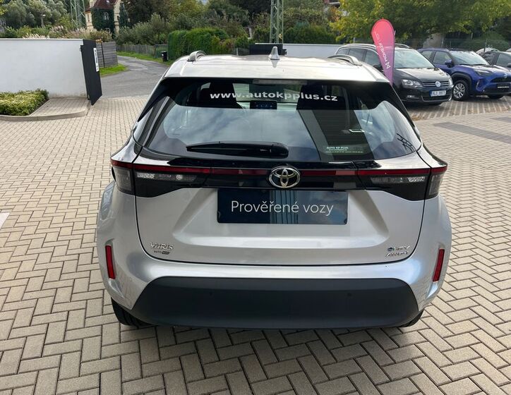 Toyota Yaris Cross 5