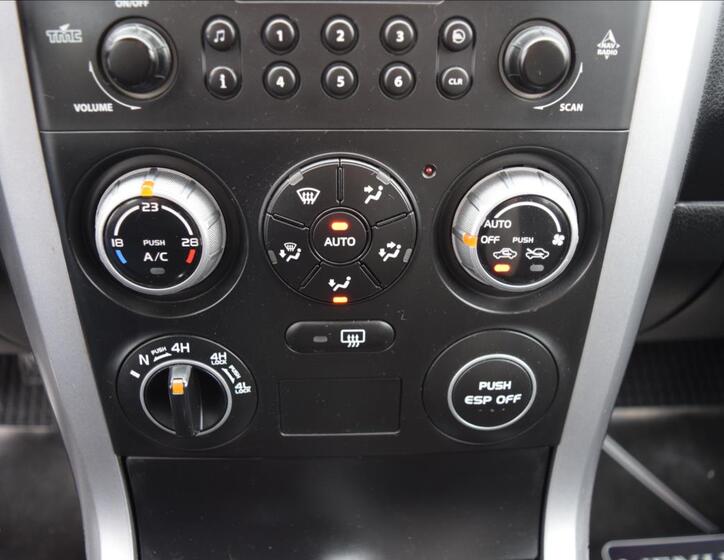 Suzuki Grand Vitara 38