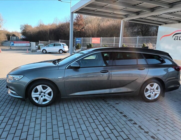 Opel Insignia Kombi 1,6 l 81 kw