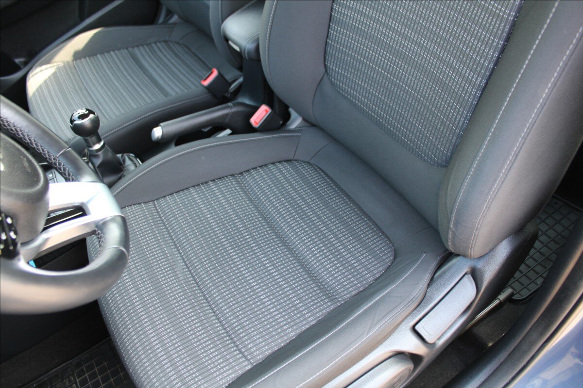 KIA Stonic Hatchback 1,2 l 61 kw