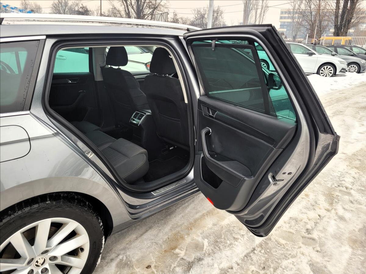 Škoda Superb
