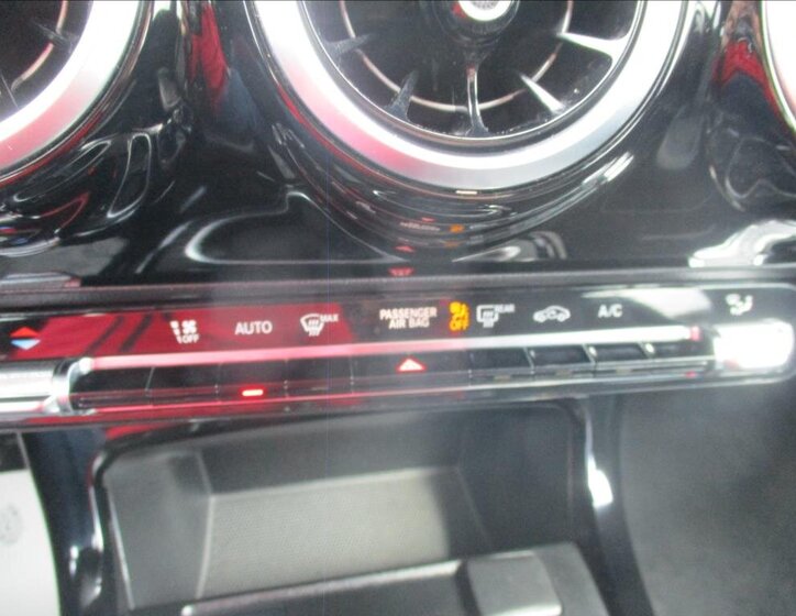 Mercedes-Benz CLA Kombi 1,5 l 85 kw