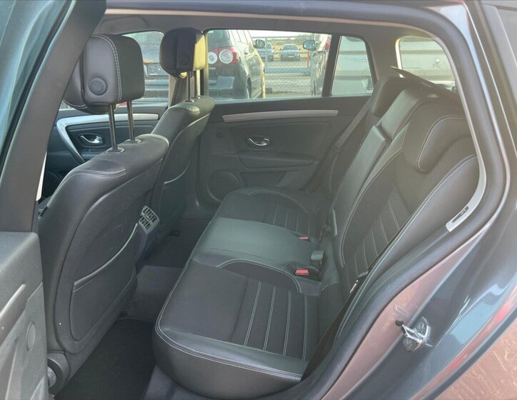 Renault Laguna Kombi 2,0 l 103 kw