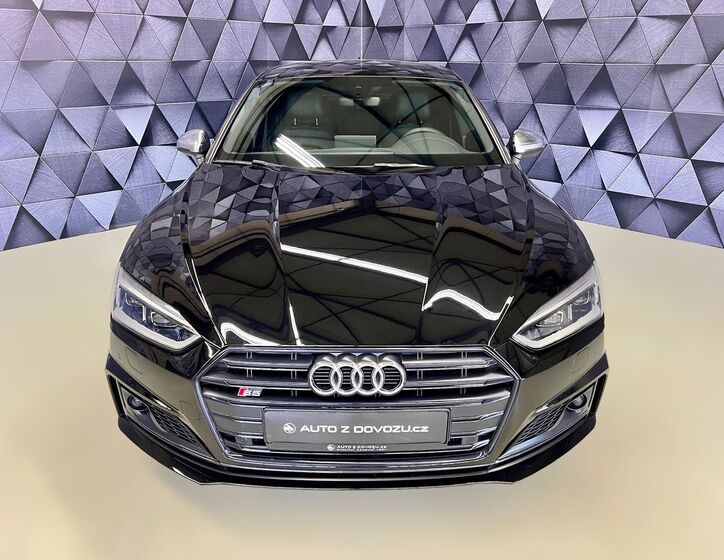 Audi S5 3