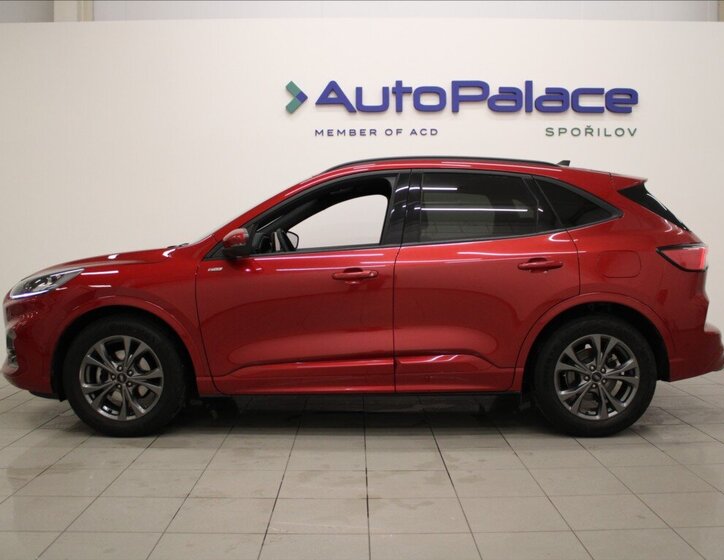 Ford Kuga SUV 1,5 l 110 kw