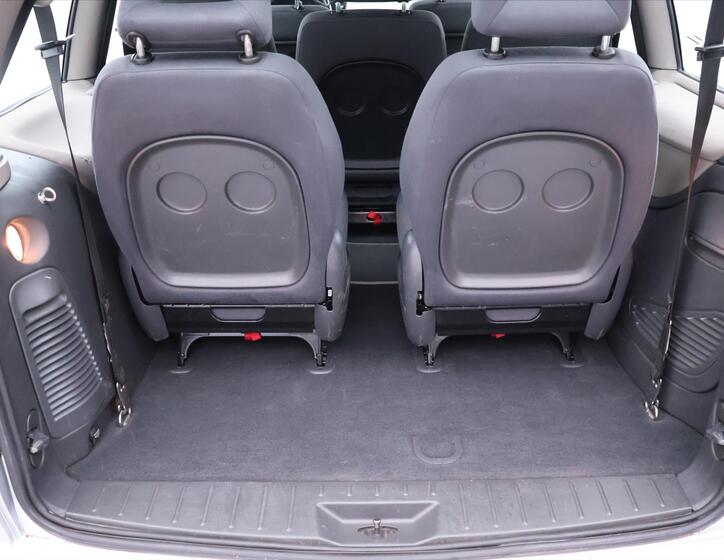 Volkswagen Sharan 10