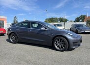 Tesla Model 3 Ostatní 0,0 239 kw