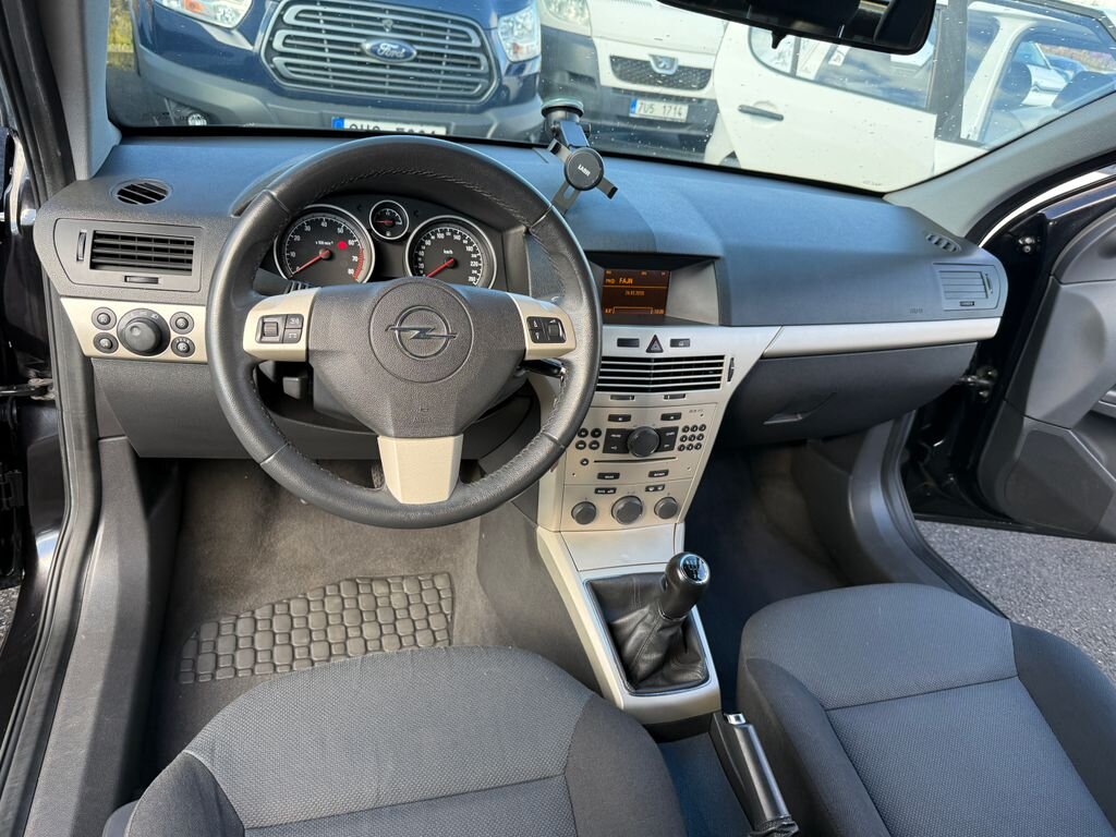 Opel Astra Hatchback 1,6 l 85 kw