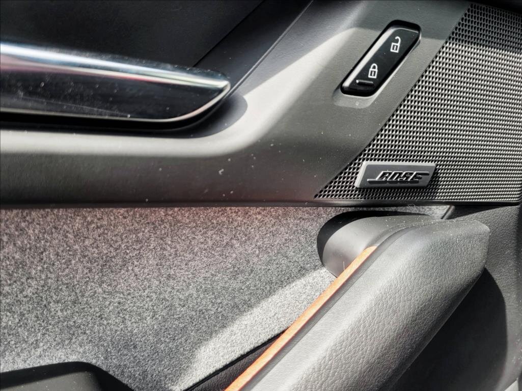 Mazda MX-30 Hatchback 829,0 125 kw