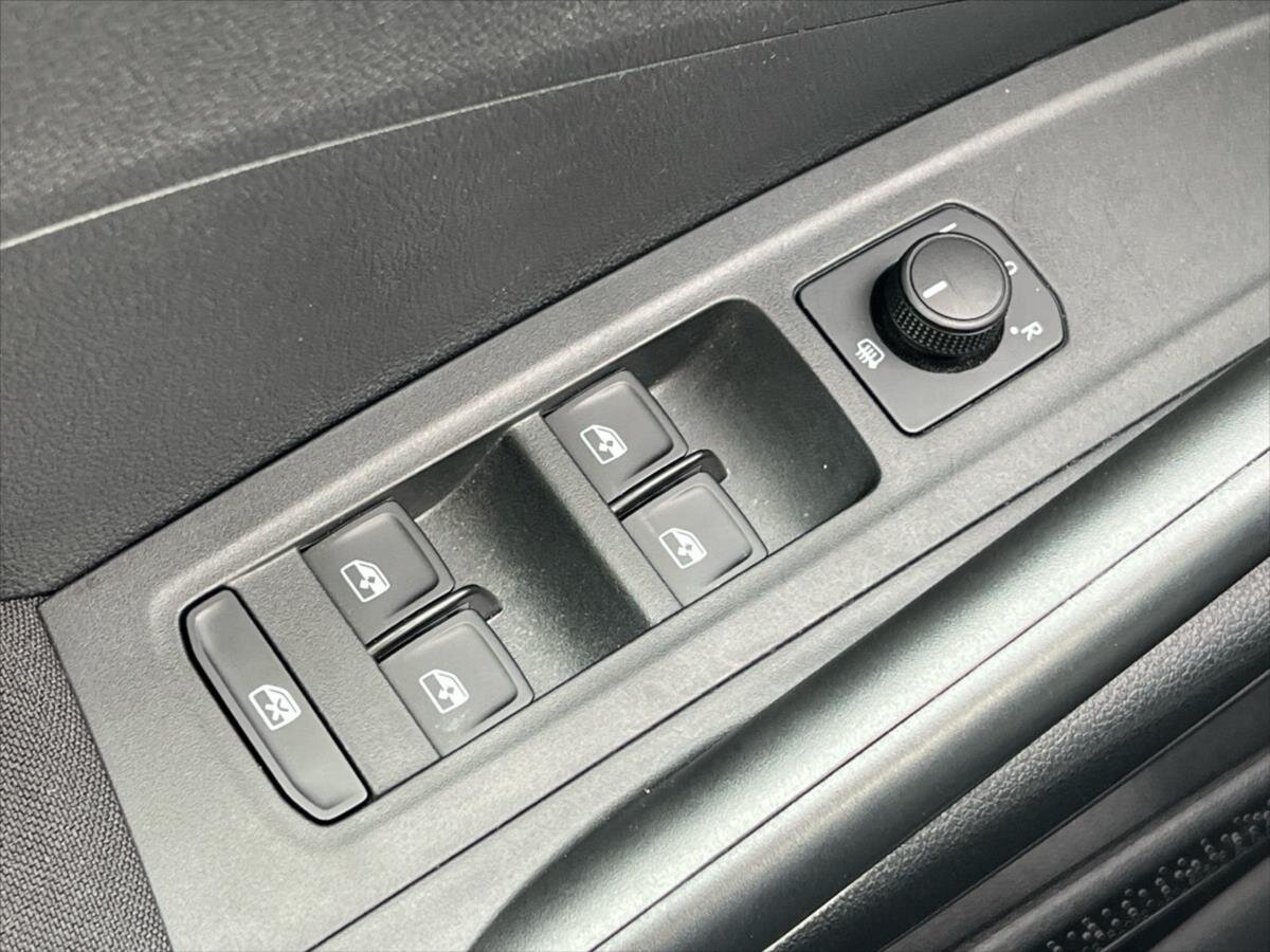 Škoda Fabia Hatchback 999,0 70 kw