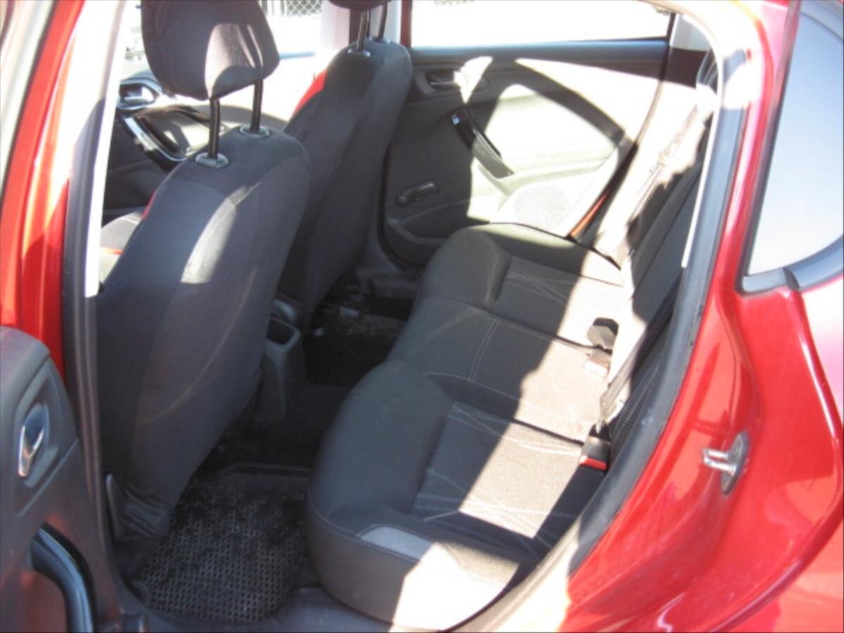 Peugeot 208 Hatchback 999,0 50 kw