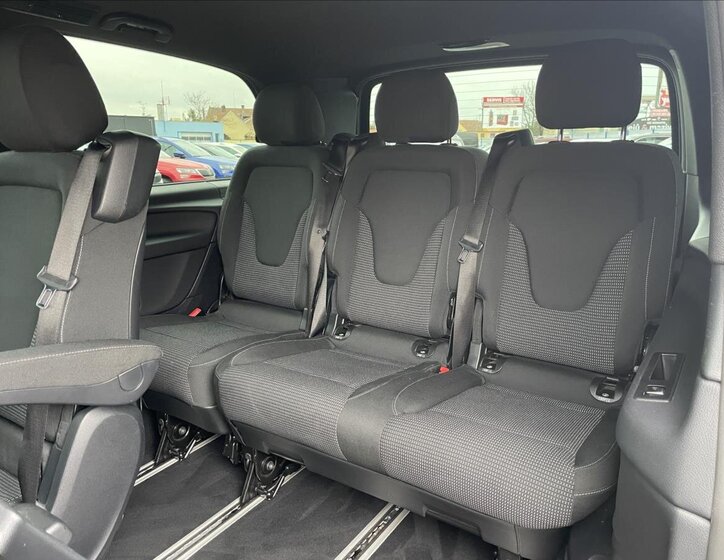 Mercedes-Benz Třídy V MPV 2,0 l 174 kw