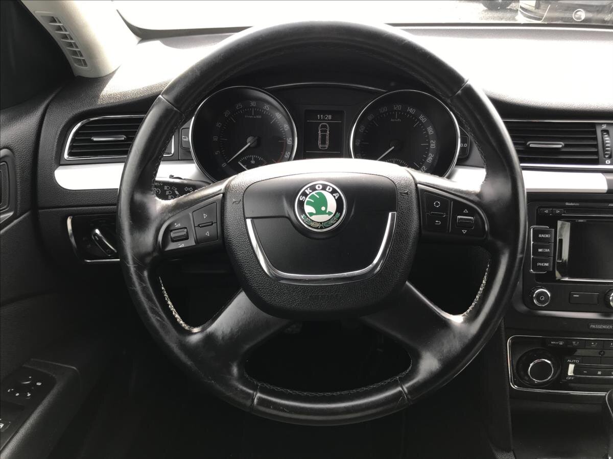 Škoda Superb Kombi 1,6 l 77 kw