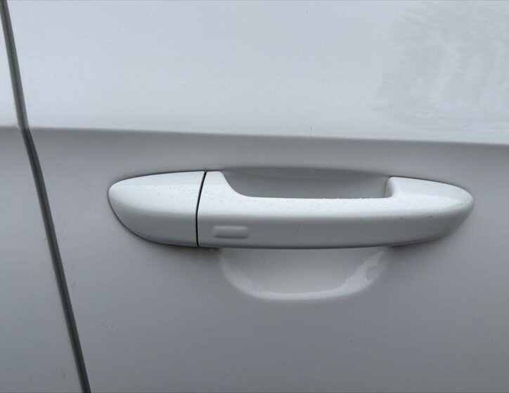 Volkswagen CC Sedan / Limuzína 2,0 l 130 kw