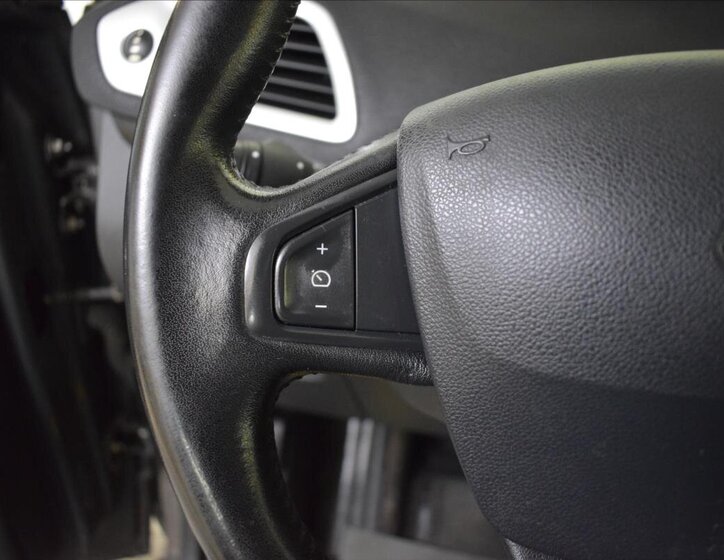 Renault Scénic MPV 1,5 l 81 kw