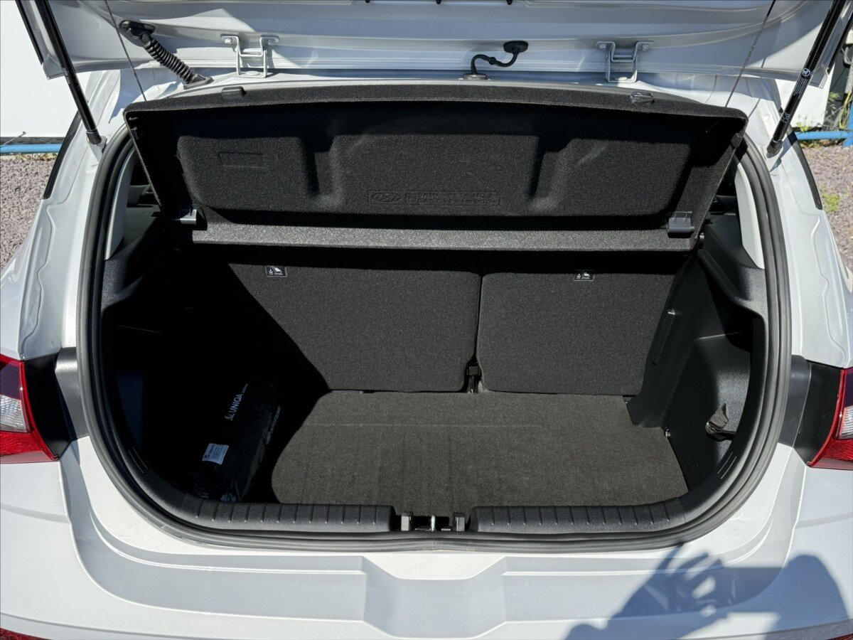 Hyundai i20 Hatchback 1,2 l 57 kw