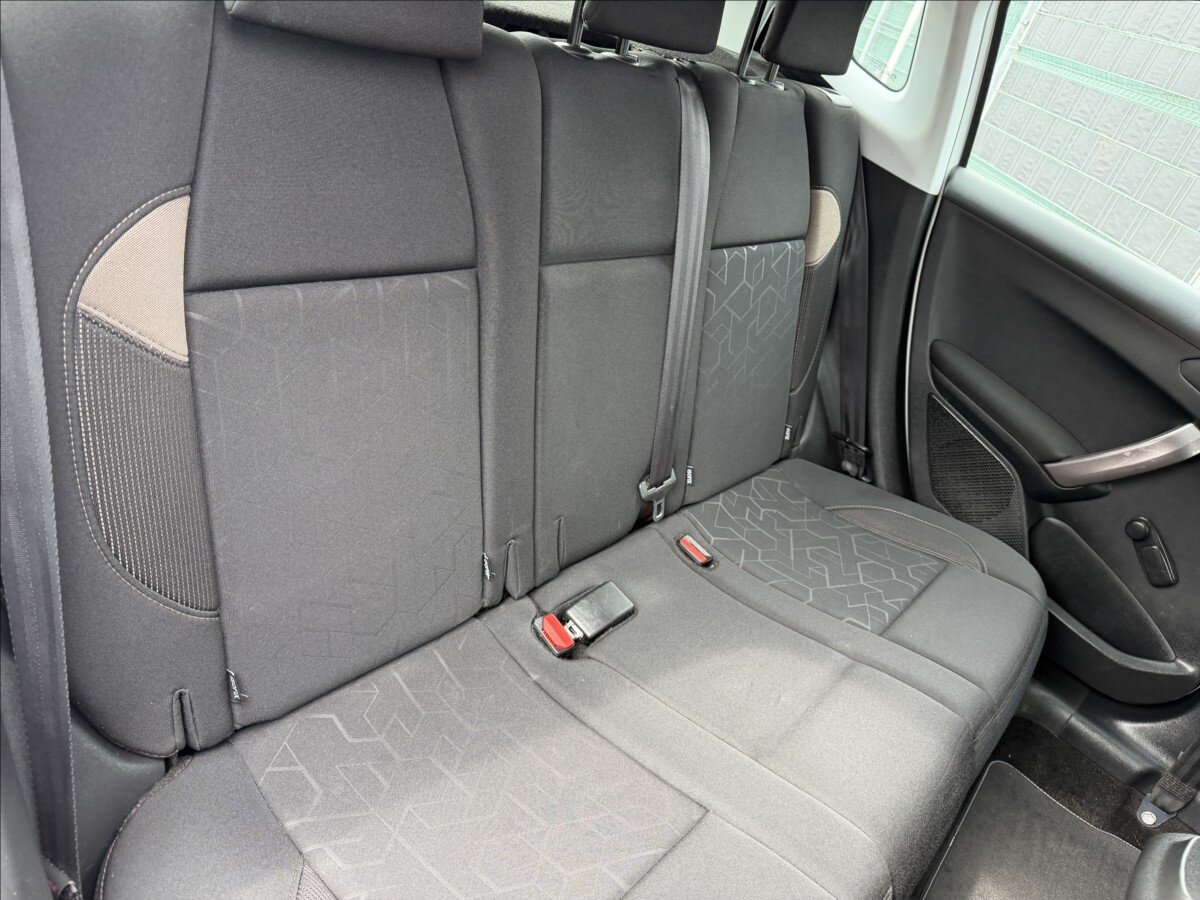 Peugeot 2008 Kombi 1,2 l 60 kw