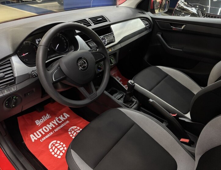 Škoda Fabia Hatchback 999,0 70 kw