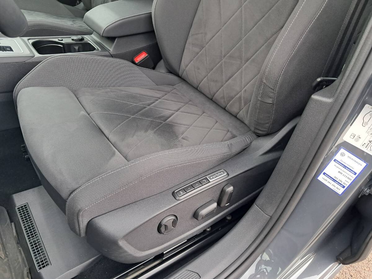 Volkswagen Golf Hatchback 999,0 81 kw