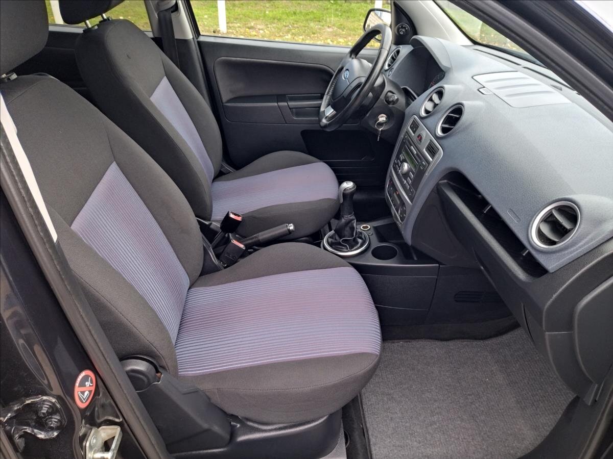 Ford Fusion MPV 1,4 l 59 kw