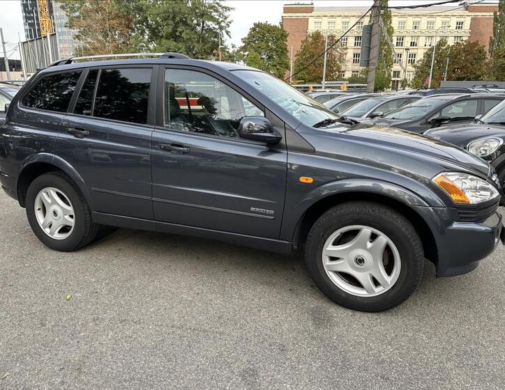 SsangYong Kyron 11