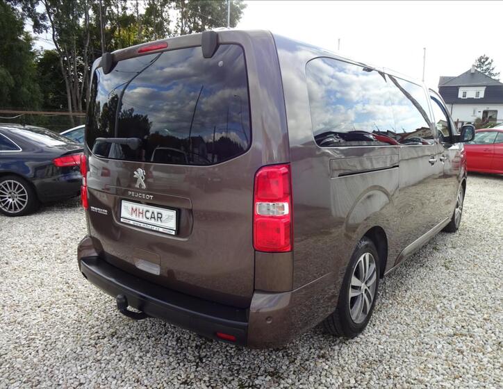 Peugeot Traveller 7