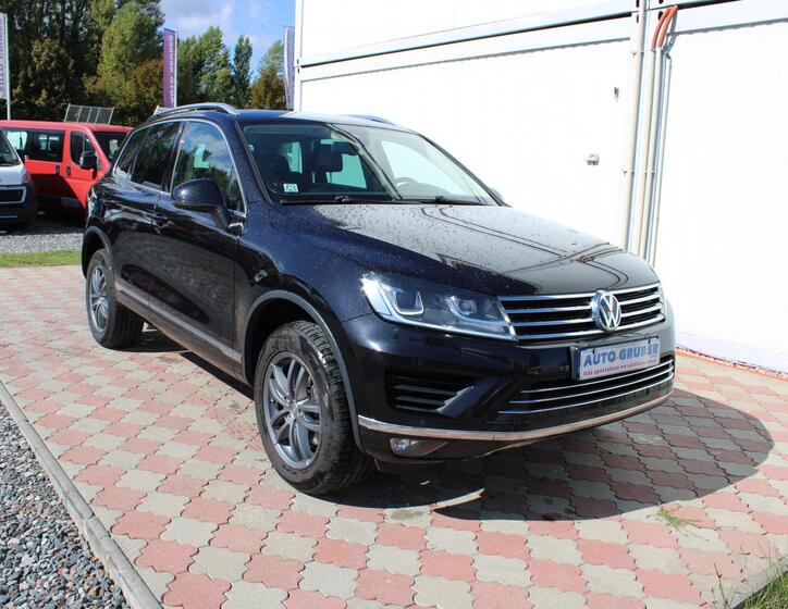 Volkswagen Touareg 2
