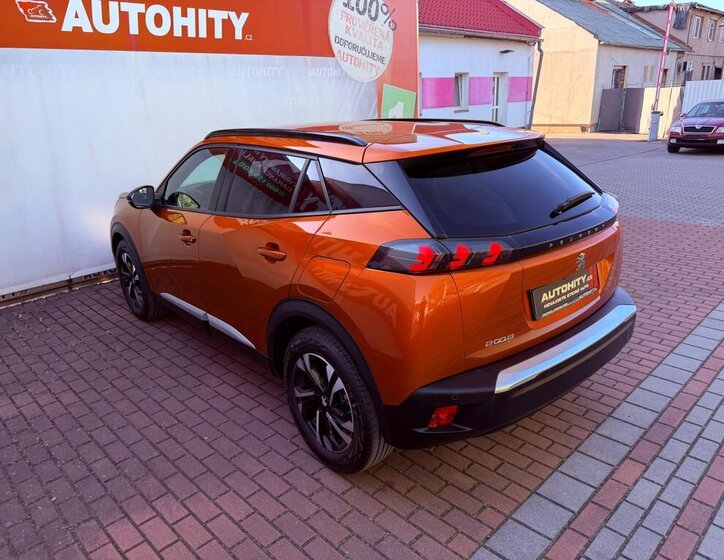 Peugeot 2008 Hatchback 1,2 l 74 kw
