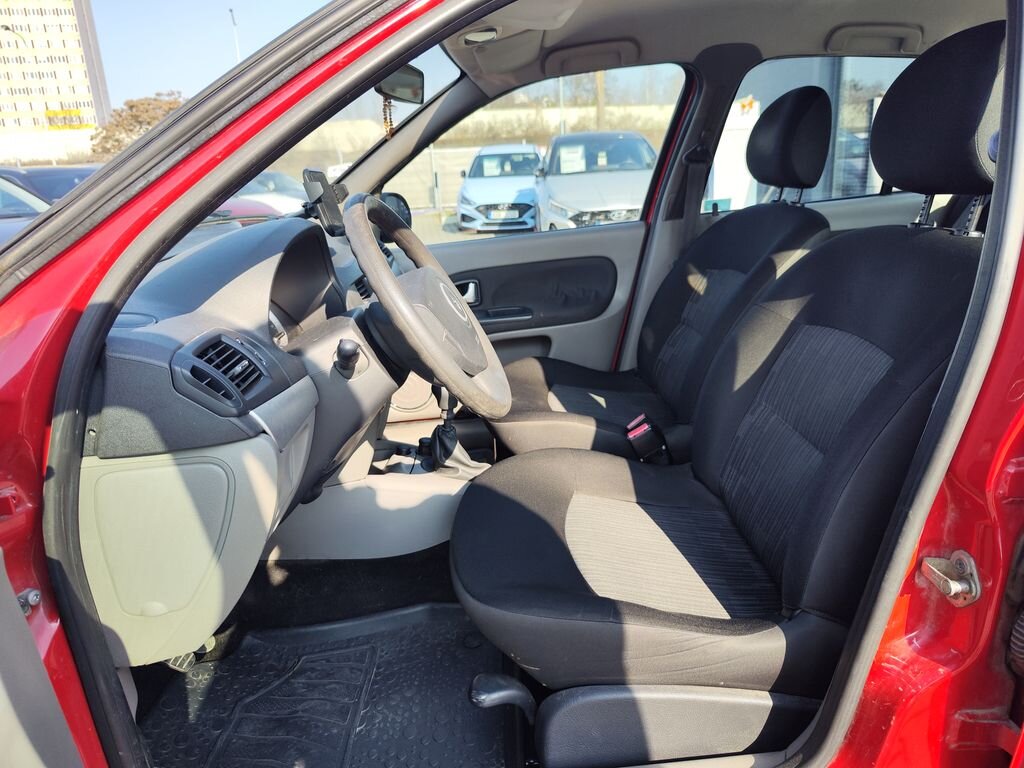 Renault Thalia Sedan / Limuzína 1,1 l 55 kw