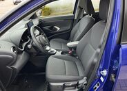 Toyota Yaris Cross 13