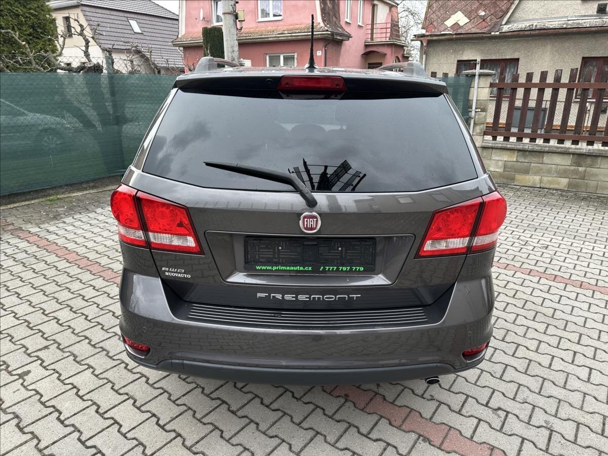 Fiat Freemont SUV / Terénní 2,0 l 125 kw