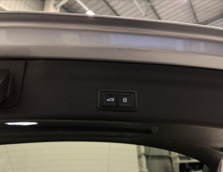 Audi A6 Allroad Kombi 3,0 l 210 kw