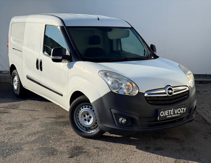 Opel Combo VAN / Minibus 1,4 l 88 kw