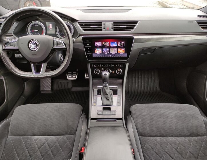Škoda Superb Kombi 2,0 l 140 kw