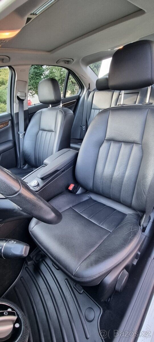 Mercedes-Benz Třídy C Sedan / Limuzína 0,0 165 kw
