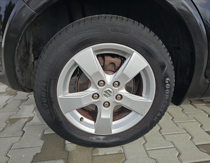 Suzuki SX4 Hatchback 1,6 l 88 kw