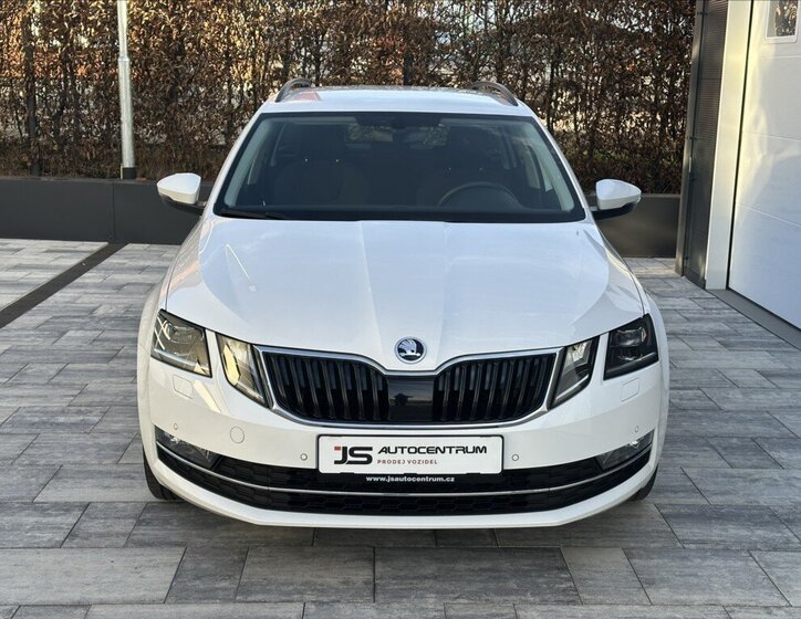 Škoda Octavia 1