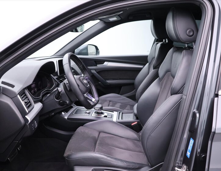 Audi Q5 SUV 2,0 l 140 kw