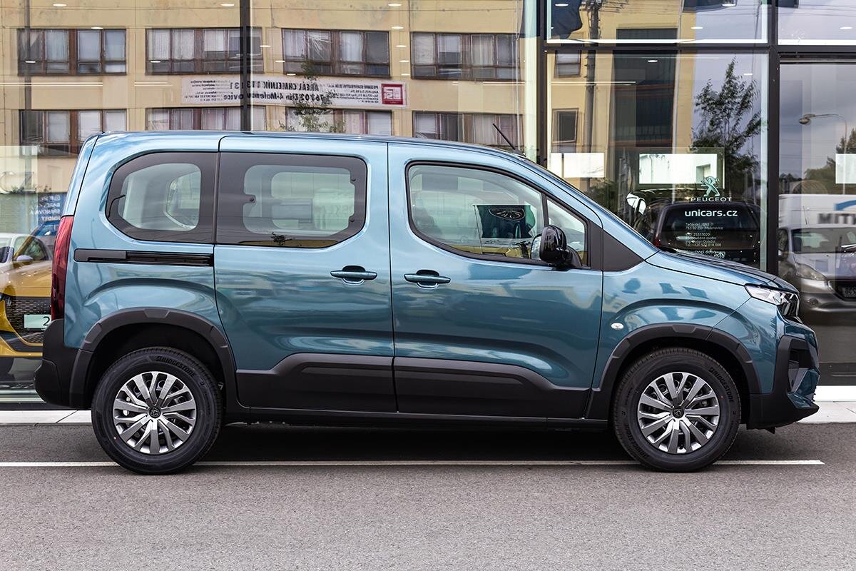 Peugeot Rifter MPV 1,5 l 96 kw