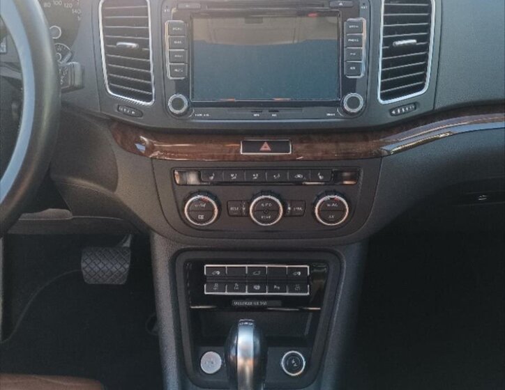 Volkswagen Sharan Kombi 2,0 l 130 kw