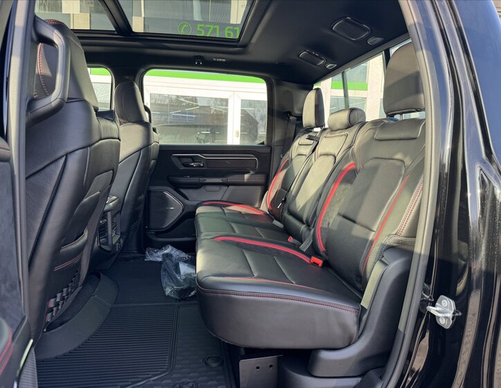 Dodge RAM Pick-up 3,0 l 397 kw