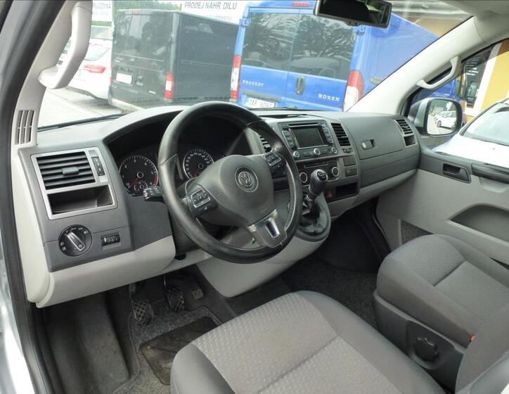 Volkswagen Transporter 17