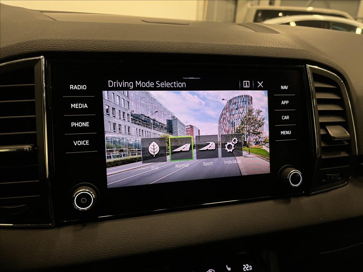 Škoda Karoq SUV / Terénní 1,5 l 110 kw