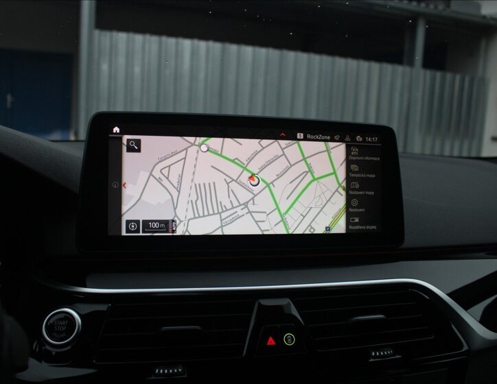 BMW Řada 5 Kombi 3,0 l 210 kw