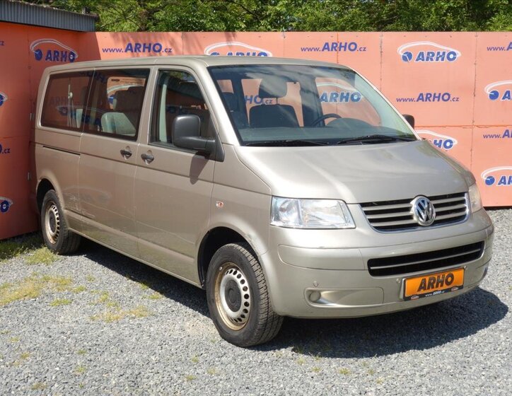 Volkswagen Transporter 1