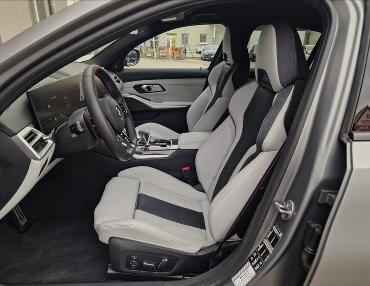 BMW M3 Sedan / Limuzína 3,0 l 390 kw