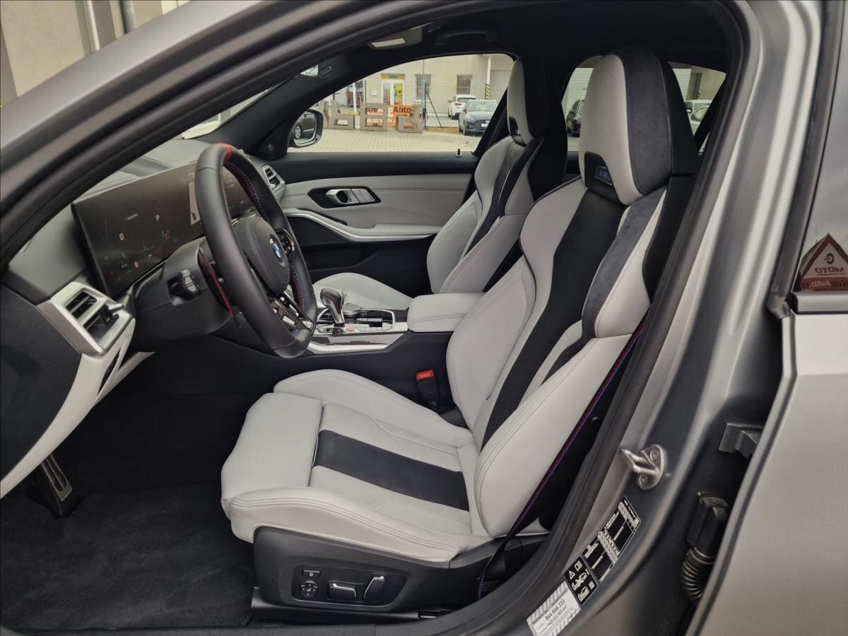 BMW M3 Sedan / Limuzína 3,0 l 390 kw