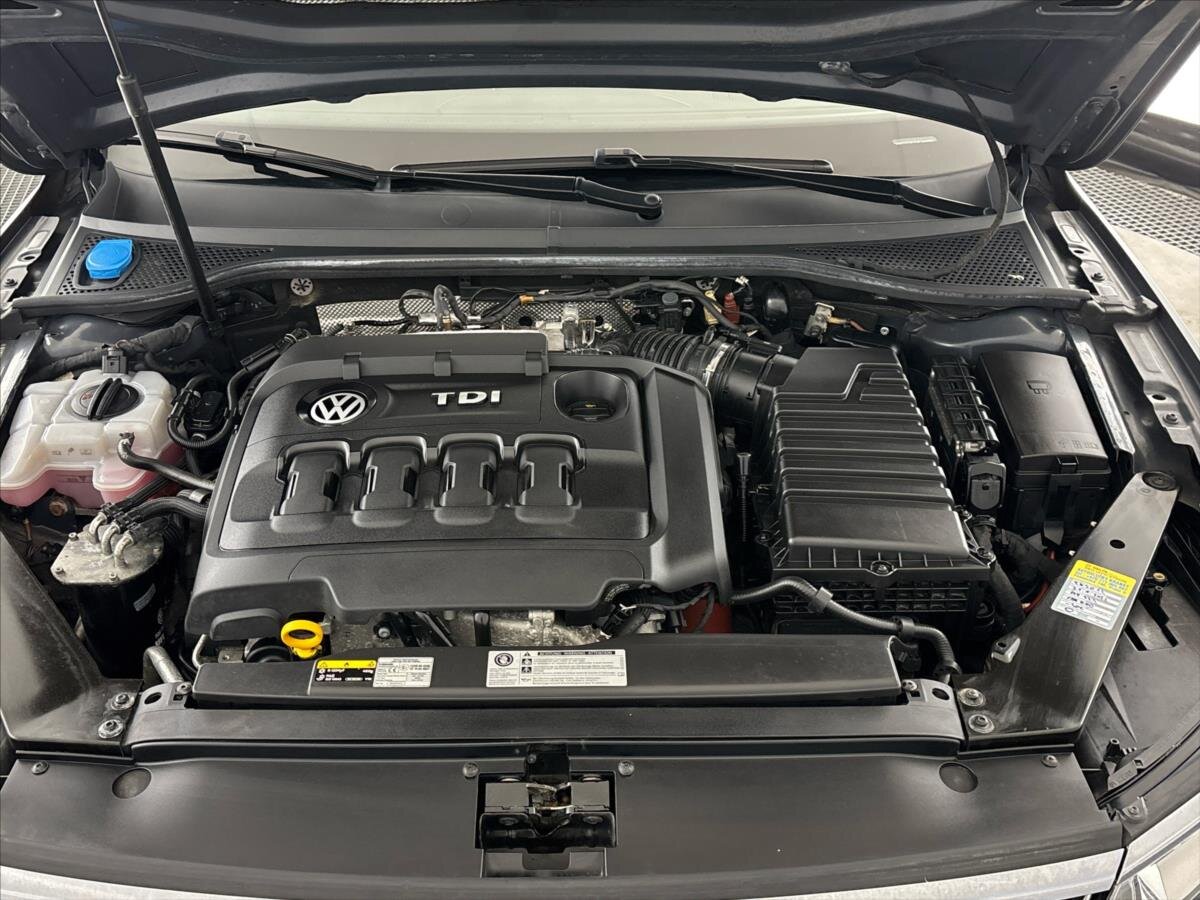 Volkswagen Passat Kombi 2,0 l 176 kw