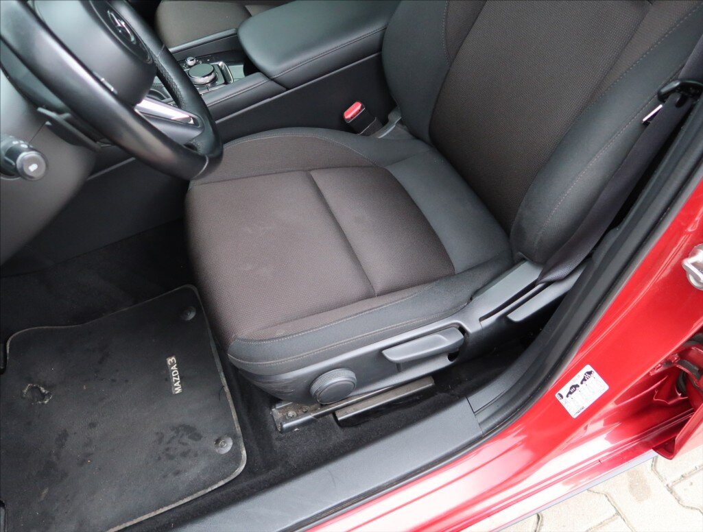 Mazda 3 Sedan 2,0 l 110 kw