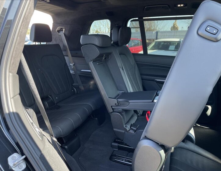 BMW X7 SUV / Terénní 3,0 l 195 kw